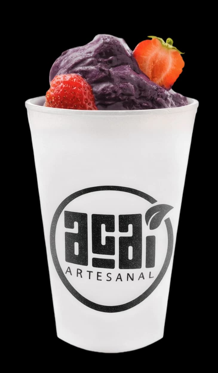 Copo de açaí morango